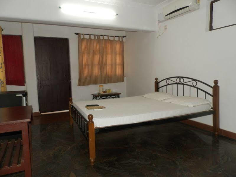 Hotel Germany Calangute Extérieur photo